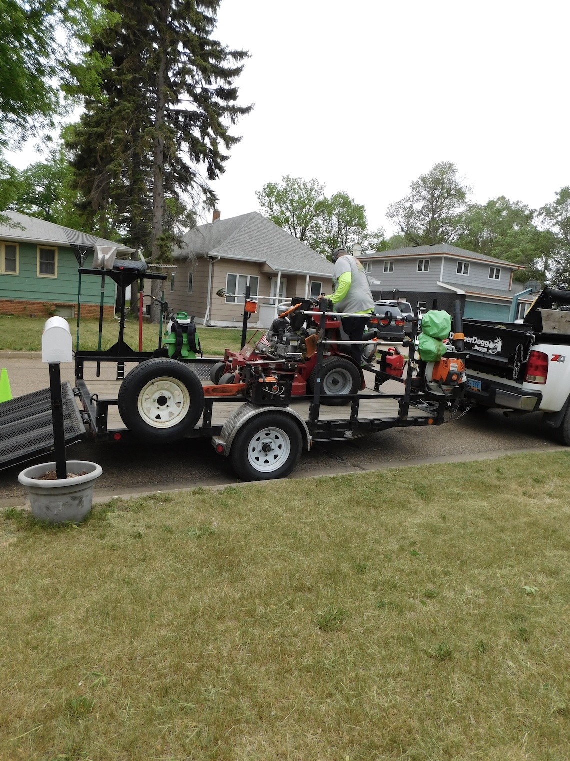 Professional Lawncare Equipment