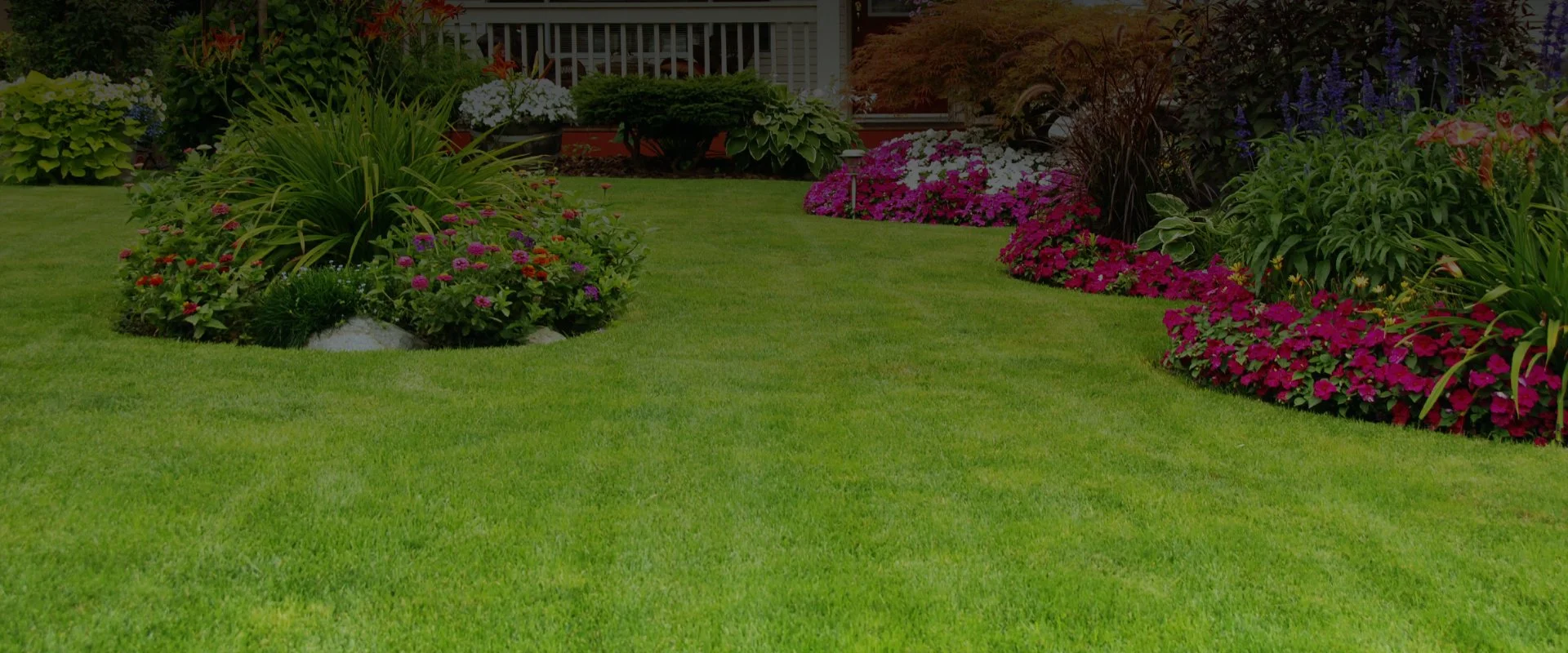 Dakota Lawn Escapes Lawn Care Background
